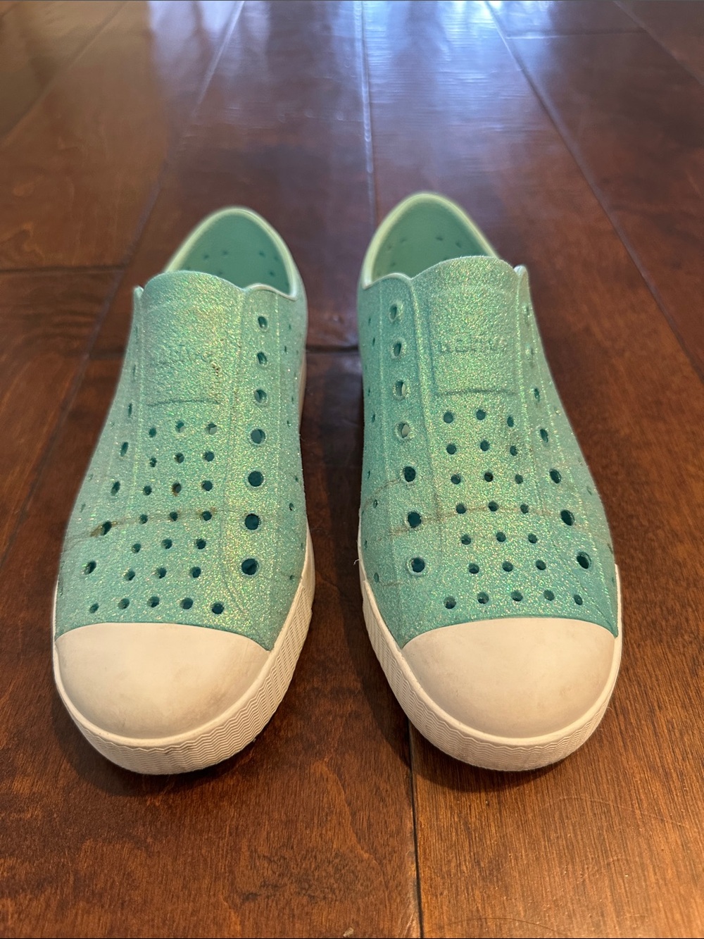 Native Girls Slip-On Glitter Aqua Sneakers